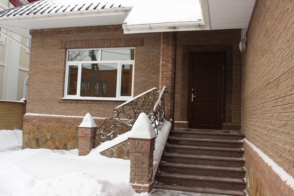 Hotel Barin House Sumy Exterior foto