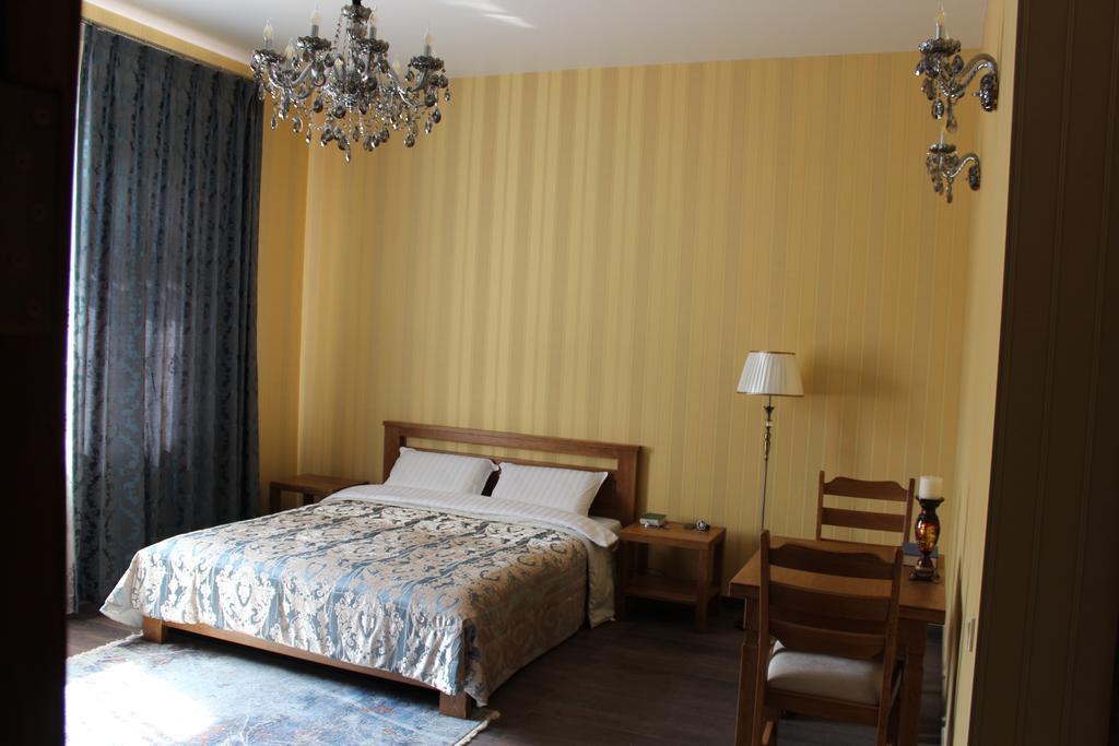 Hotel Barin House Sumy Exterior foto
