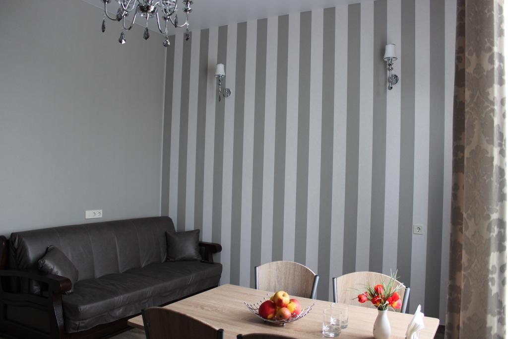 Hotel Barin House Sumy Exterior foto