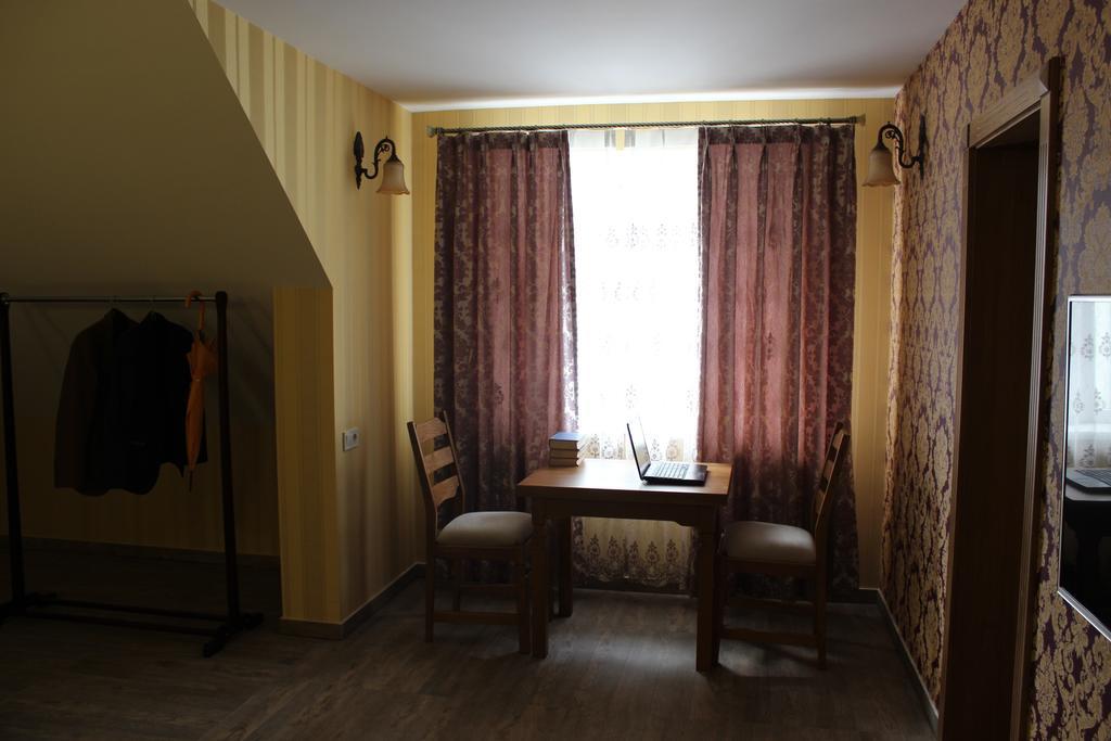 Hotel Barin House Sumy Exterior foto