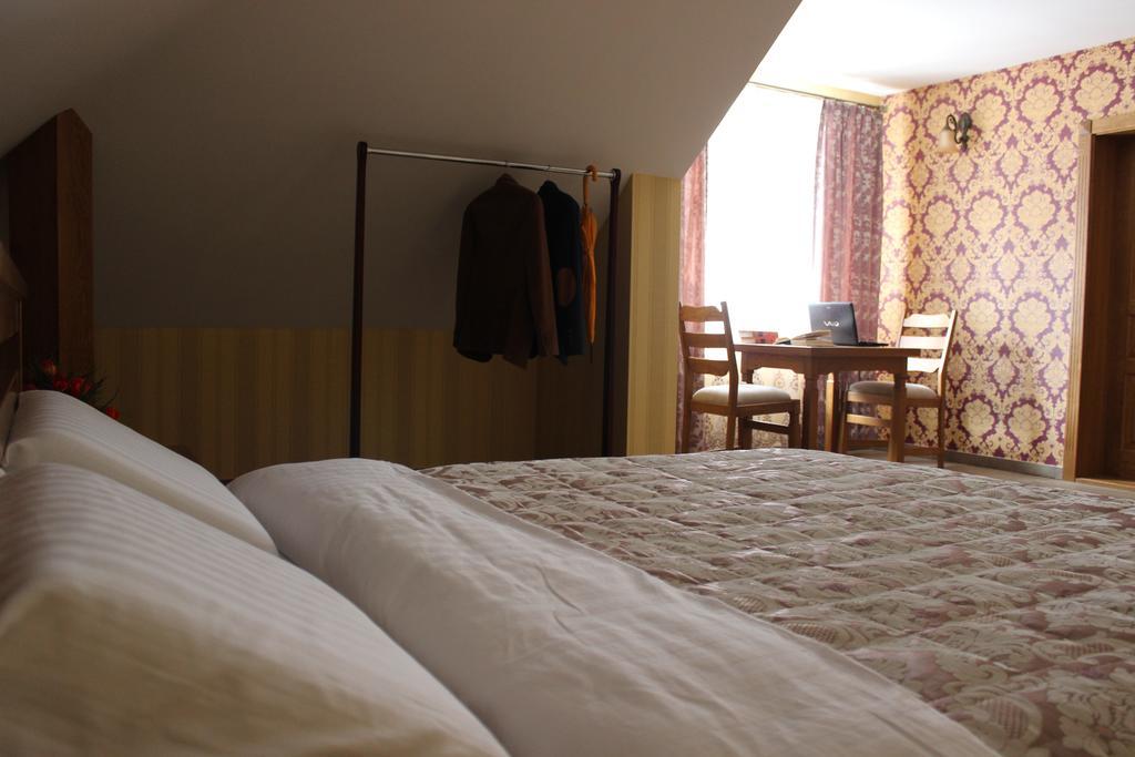 Hotel Barin House Sumy Exterior foto