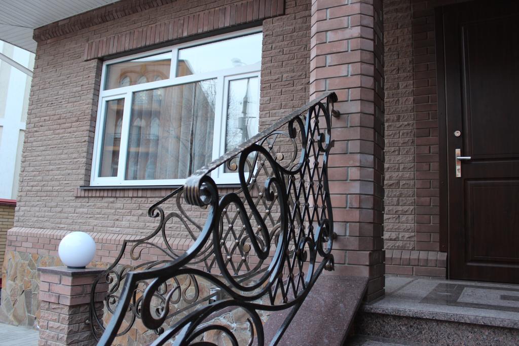 Hotel Barin House Sumy Exterior foto