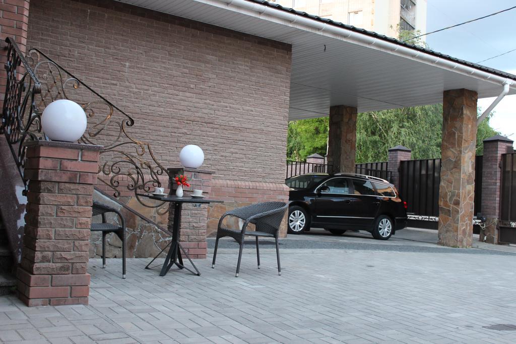 Hotel Barin House Sumy Exterior foto
