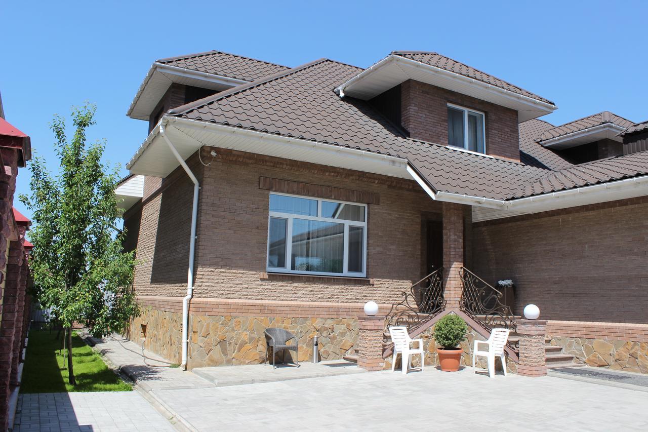 Hotel Barin House Sumy Exterior foto